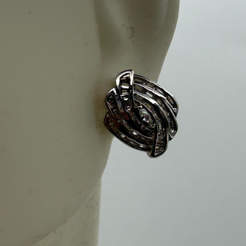 Sterling, 925 silver and Zircon stud earrings, elegant, stunning stud earrings - Picture 2 of 3